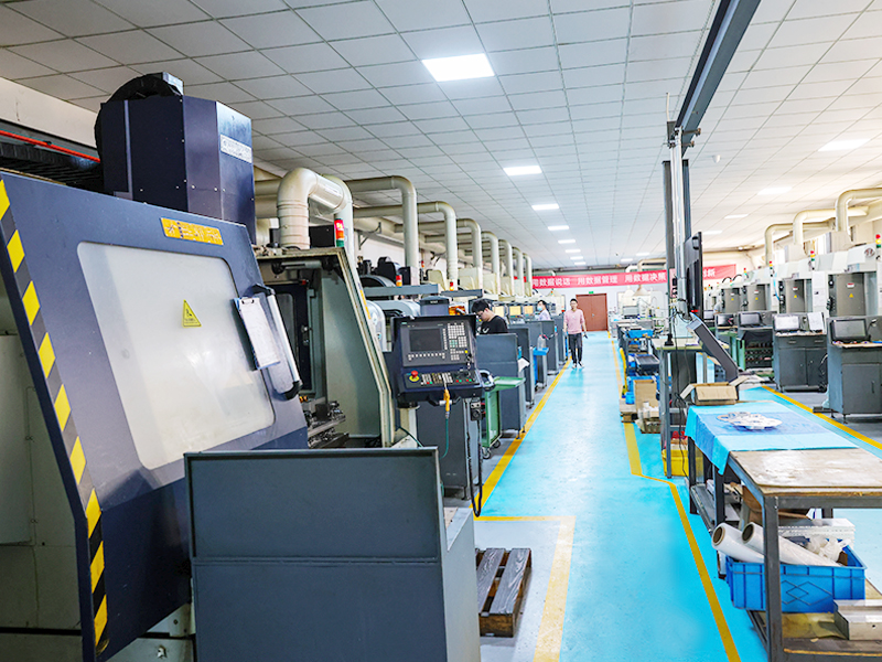 Constant temperature and humidity CNC workshop