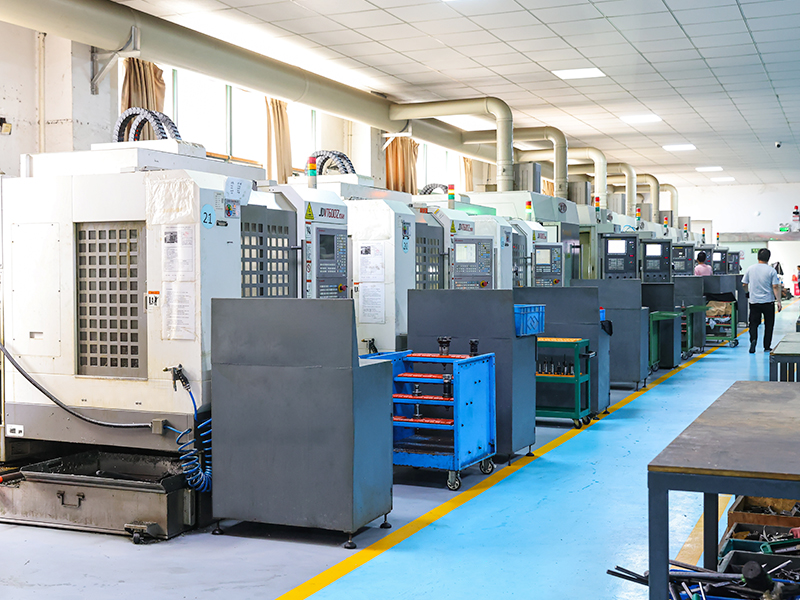 Constant temperature and humidity CNC workshop